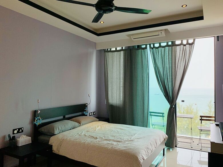 Apartamentos D'wharf Residence @ Pd Waterfront Balcony View By Airplan