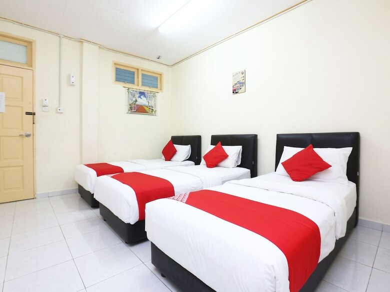 Oyo 89640 Hotel Pelangi Marang
