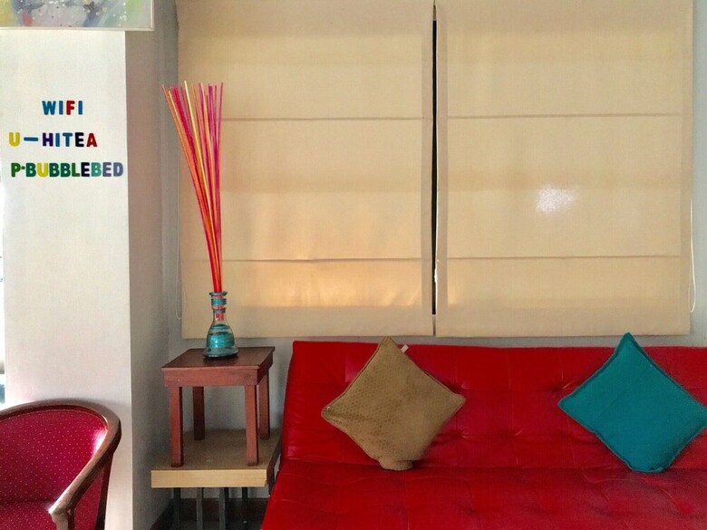 Hostal Hiranyika Cafe And Bed
