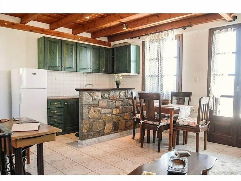 Apartamentos Traditional Charming Stone Chalet