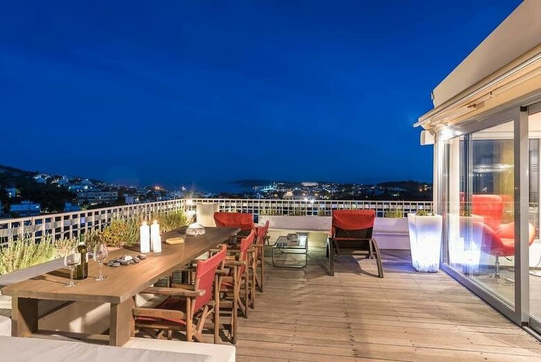 Apartamentos Sea View Apt With Jacuzzi- Sauna