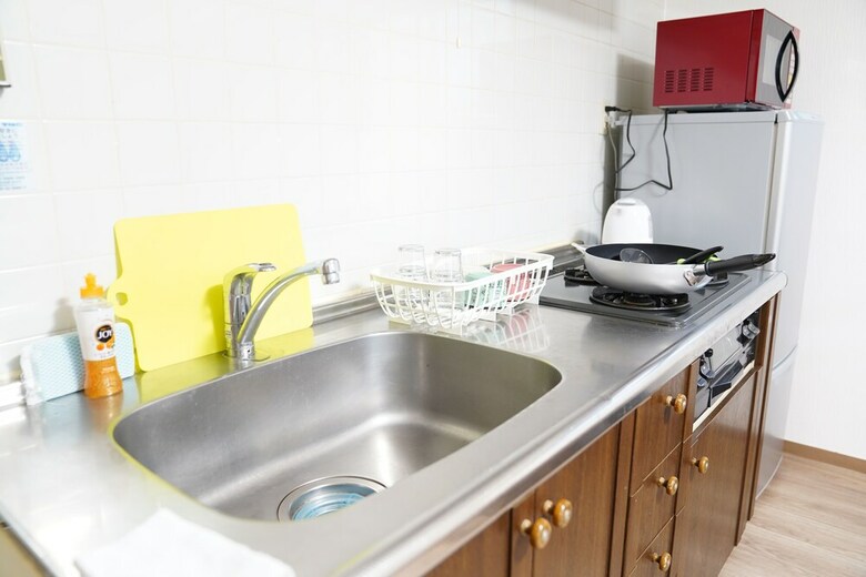 Metro Daikoku Apartment