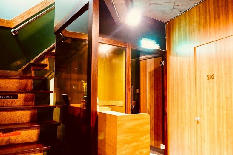 Hotel Qingju Hostel
