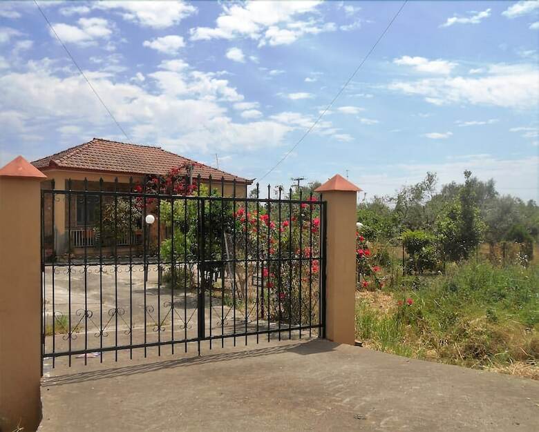 Villa Experience And Relaxing Near To Ancient Messene