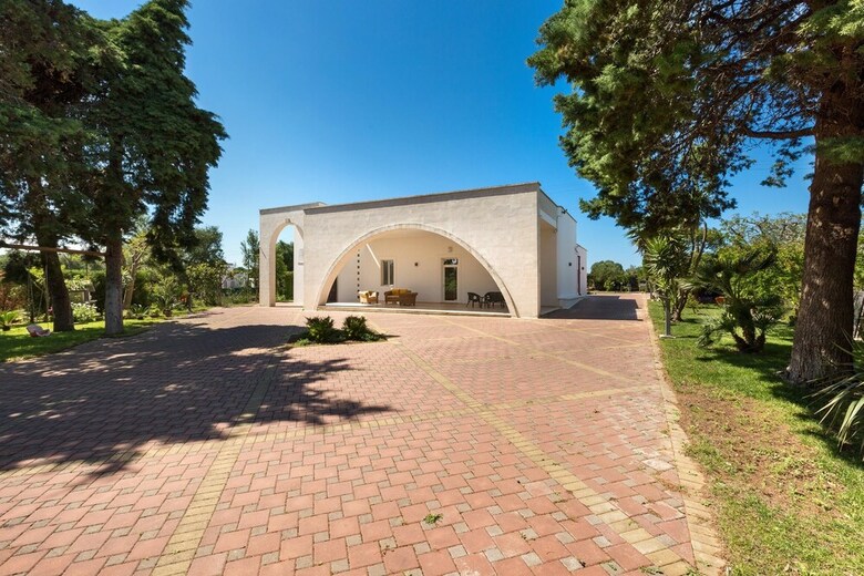Villa Emary