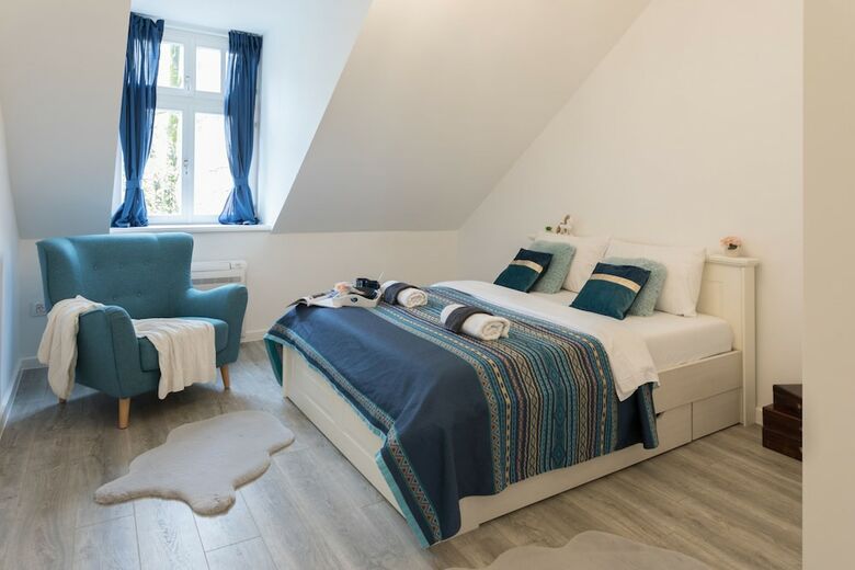 Apartamentos Modern 2bdr Loft In Old Town - Best Location