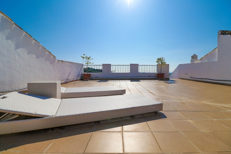 Apartamento Los Robles - 3br Penthouse With Spectacular Panoramic Views In Benahavis
