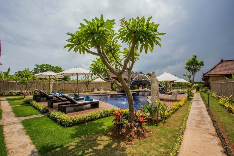 Bed & Breakfast Maharatu Villas