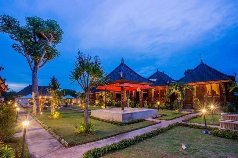 Bed & Breakfast Maharatu Villas