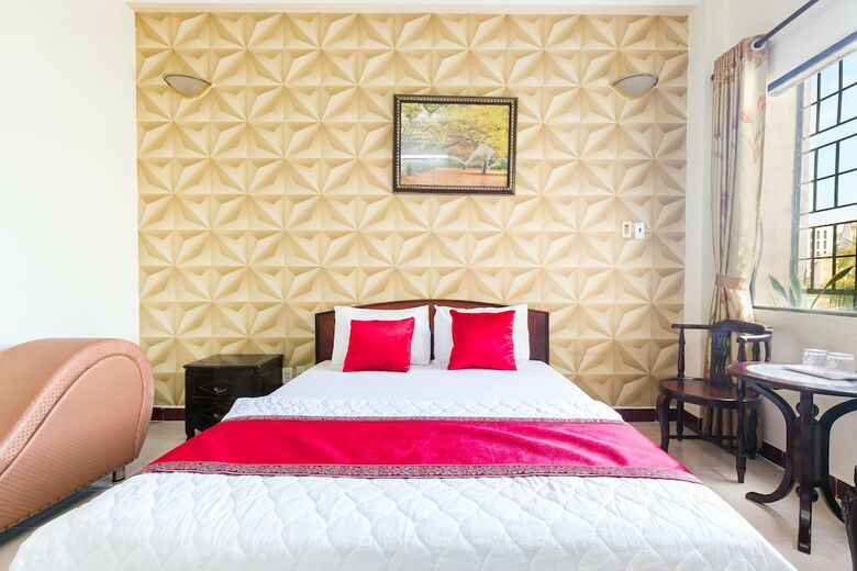 Oyo 626 Quy Loc Hotel