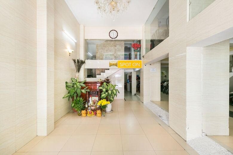 Oyo 626 Quy Loc Hotel
