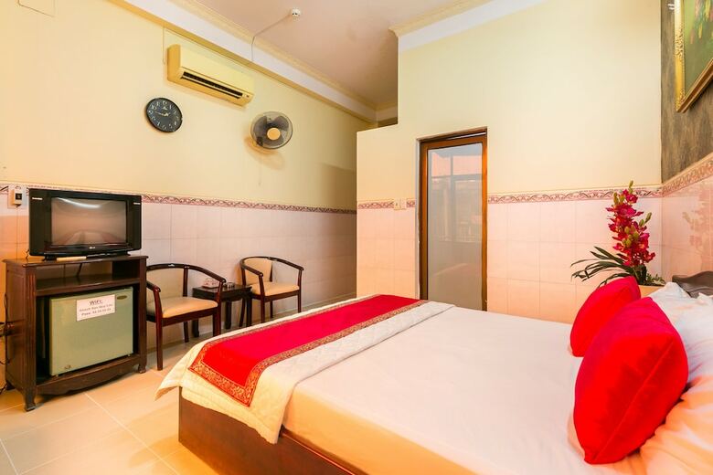 Oyo 626 Quy Loc Hotel