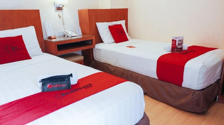 Hotel Reddoorz @ Climaco Street Cebu