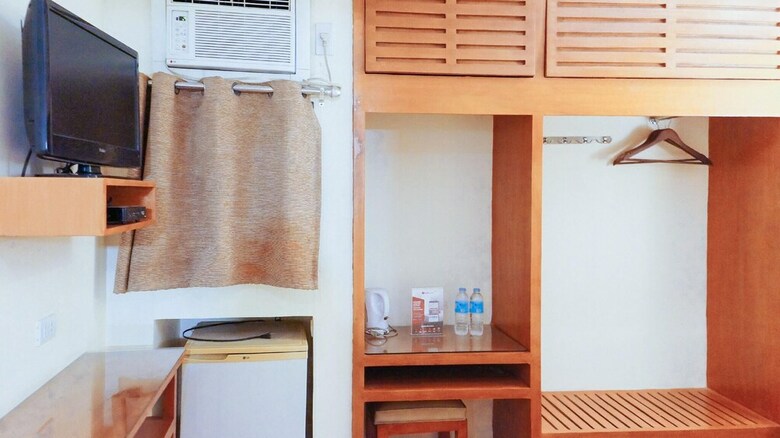 Hotel Reddoorz @ Climaco Street Cebu