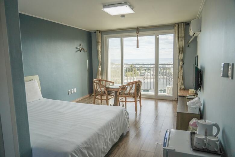 Hotel Stone And Wind Resort
