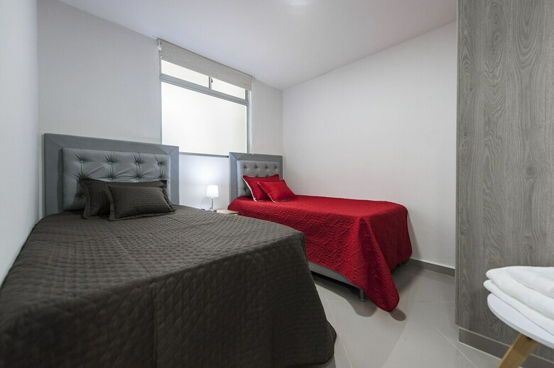 Apartamentos Edificio Portal Del Parque By Nomad Guru