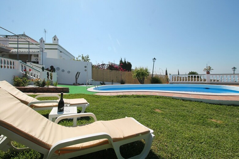 1070 Villa Rosario