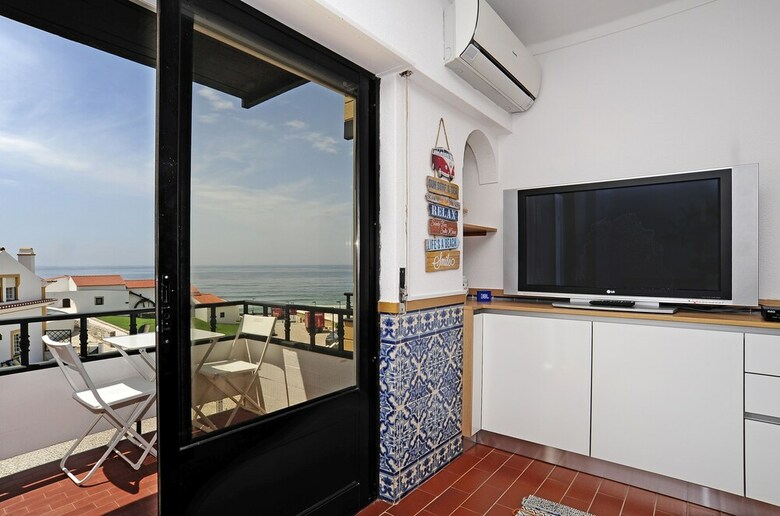 Azenha Apartment