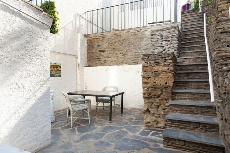 Apartamentos Akira Flats Cadaques Llane