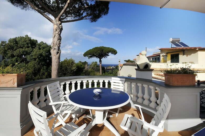 Villa Angelo
