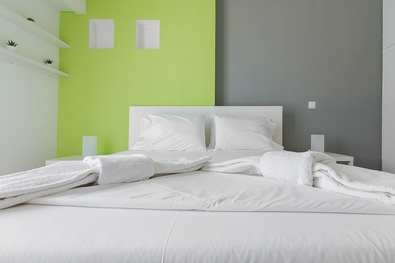 Brand New Stylish 2 Bedroom Apartment