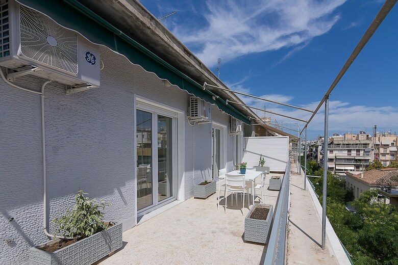 Brand New Stylish 2 Bedroom Apartment
