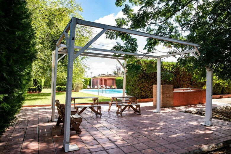 Villa Lucrecia