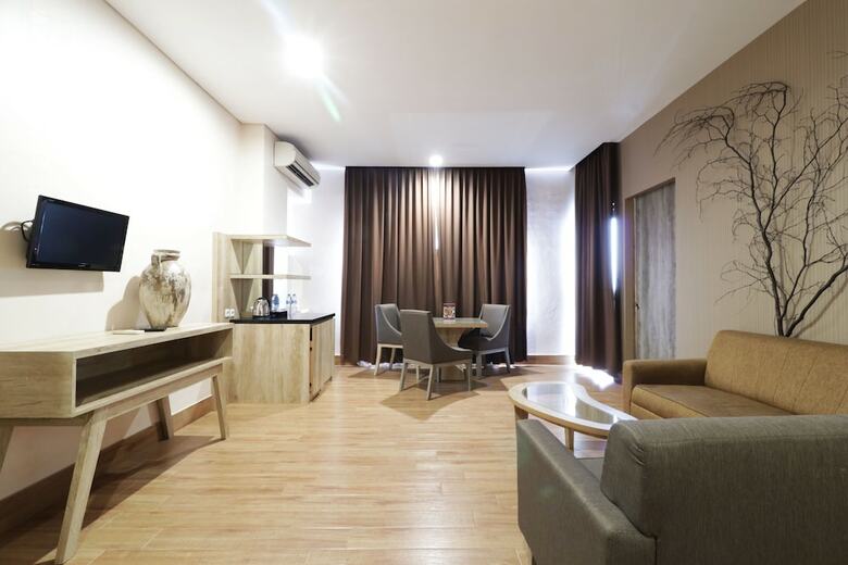 Hotel Gren Alia Jakarta
