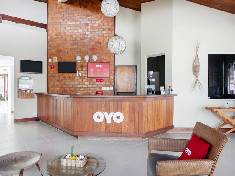 Oyo Alto Da Praia Hotel