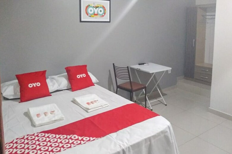 Oyo Grande Hotel Vergani