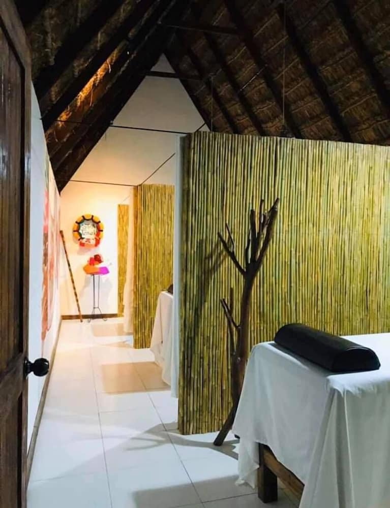 Posada Caba�as Y Casas Del �rbol La Huerta