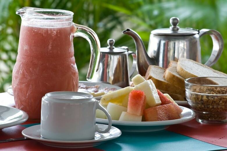 Oyo Arembepe Beach Hotel
