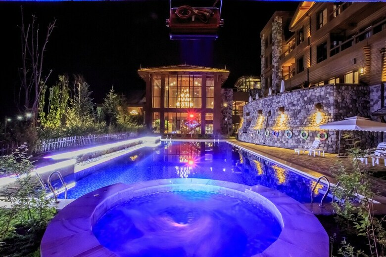 Orenda Teton Hotel