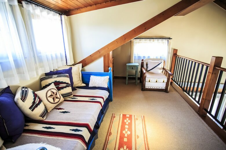 Orenda Teton Hotel