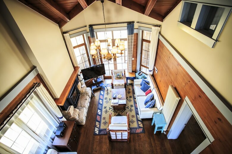 Orenda Teton Hotel