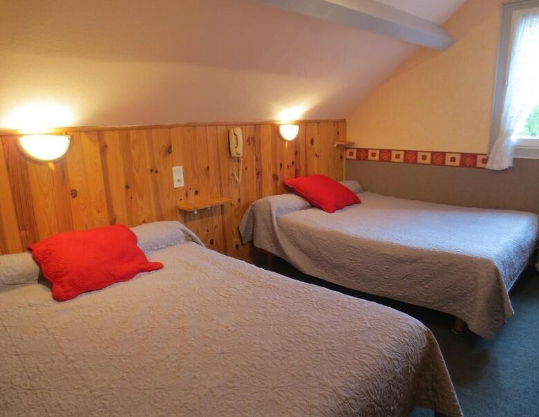 Hotel H�tel Des Deux Cols