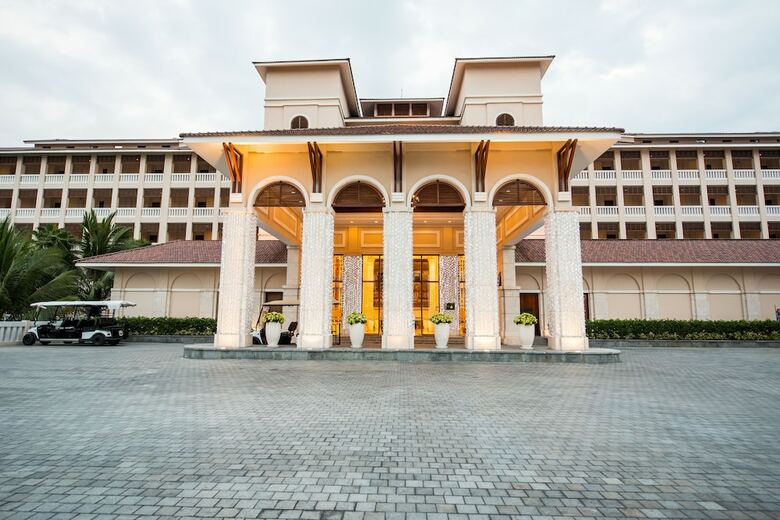 Hotel Vinpearl Luxury Da Nang