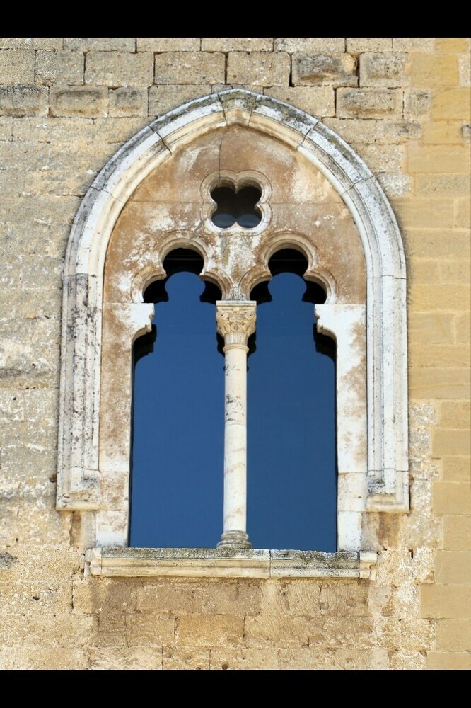Dimora Del Falconiere B&B