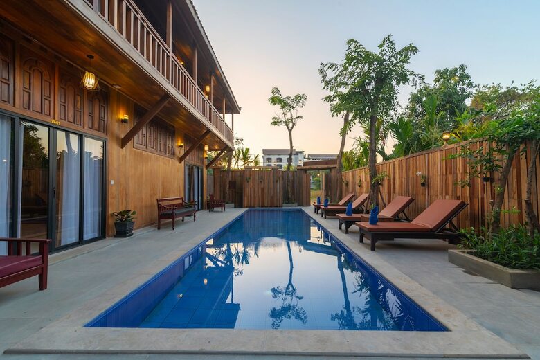 Hotel Family Wooden Boutique