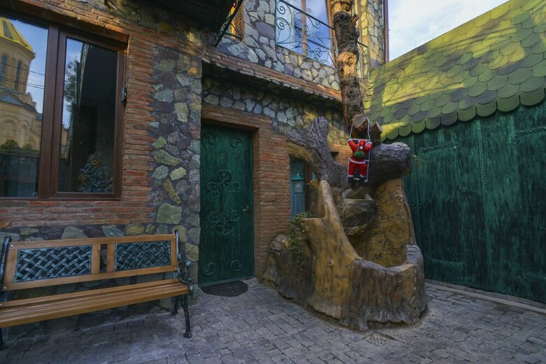 Hotisi Hotel