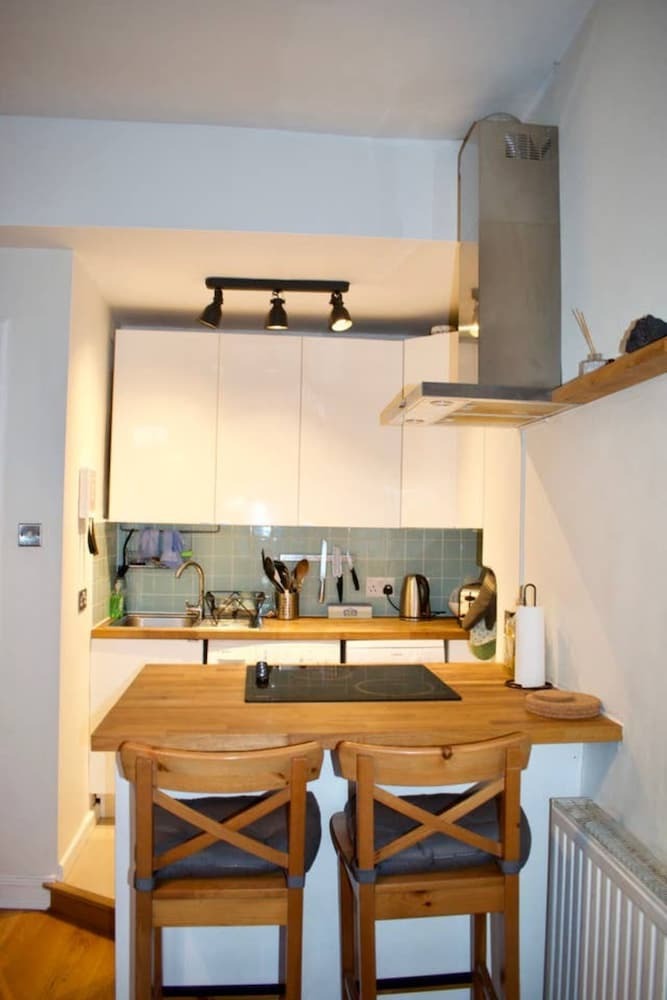Apartamento Homy 1 Bedroom Flat Near The Meadows
