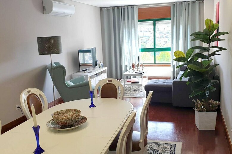 Apartment With 3 Bedrooms In Marco de Canaveses