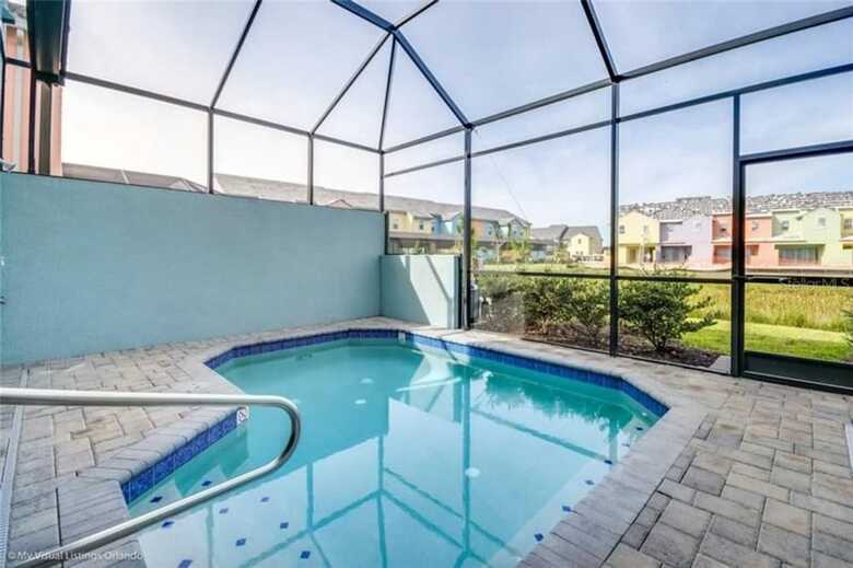 Simply Comfort Amazing 5bd Townhouse