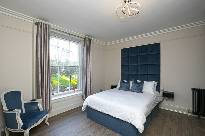 Pages Hotel & Guesthouse