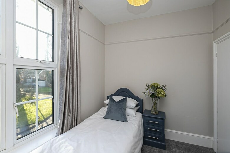 Pages Hotel & Guesthouse