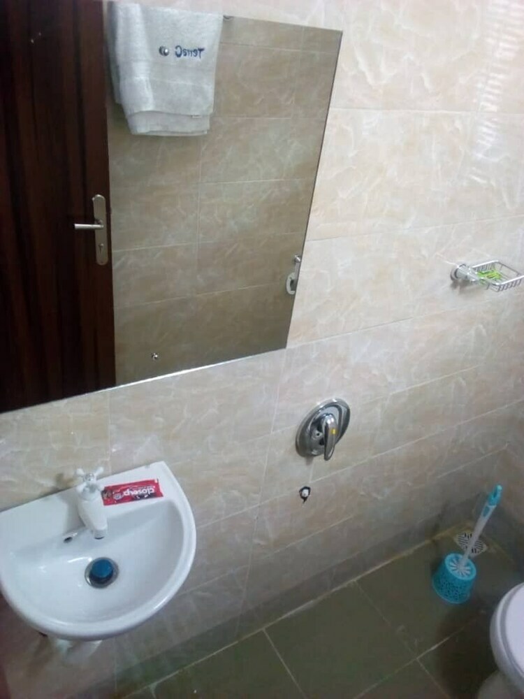 Hotel Terrag Luxury Suites Inn