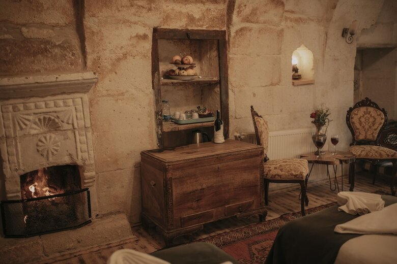 Splendid Cave Hotel