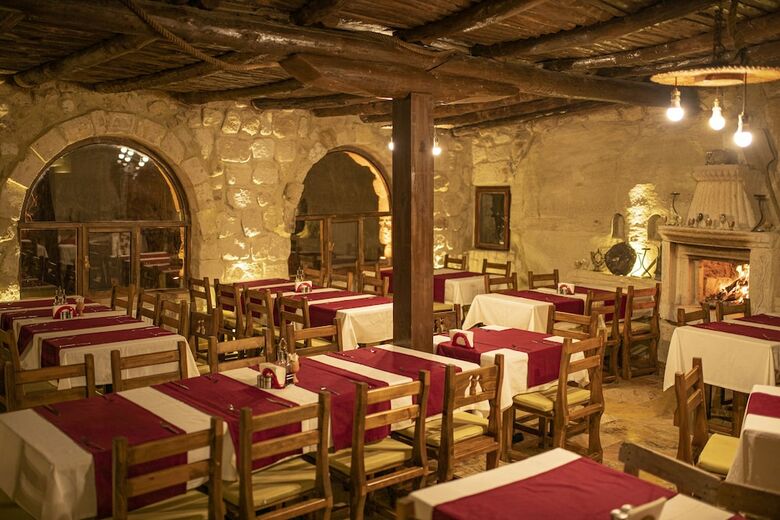 Splendid Cave Hotel