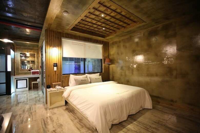 Cheonan Time Hotel