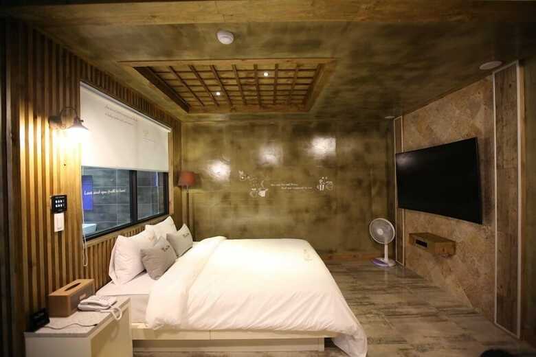 Cheonan Time Hotel
